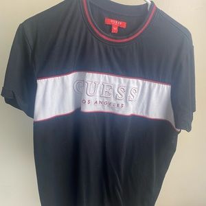 Men’s Large Guess Tshirt